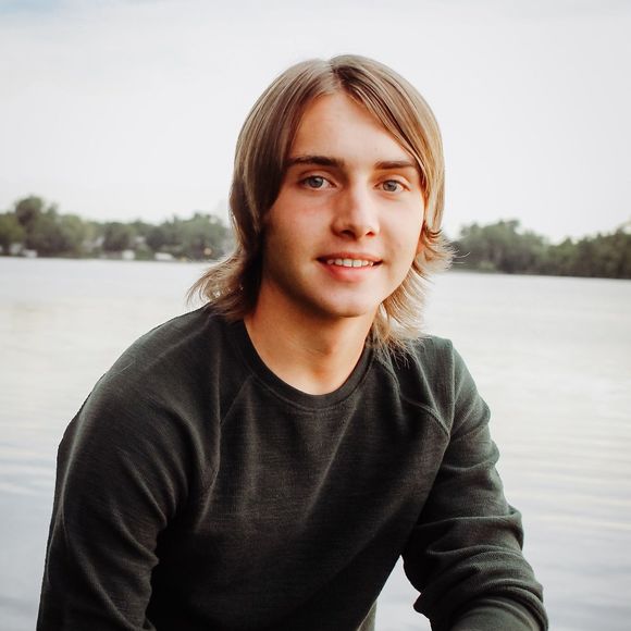 Meet your Posher, Matthew - Picture 1 of 1